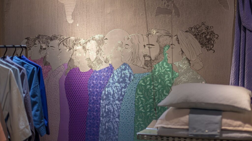 People Dimensional Wall Covering Sample